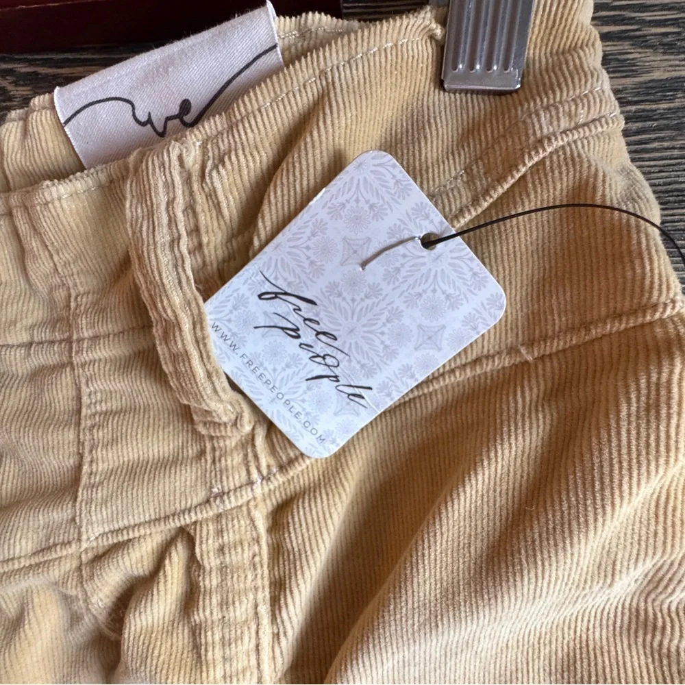 We The Free‎ Libre Cord Wide-Leg Jeans Size 28 NWT